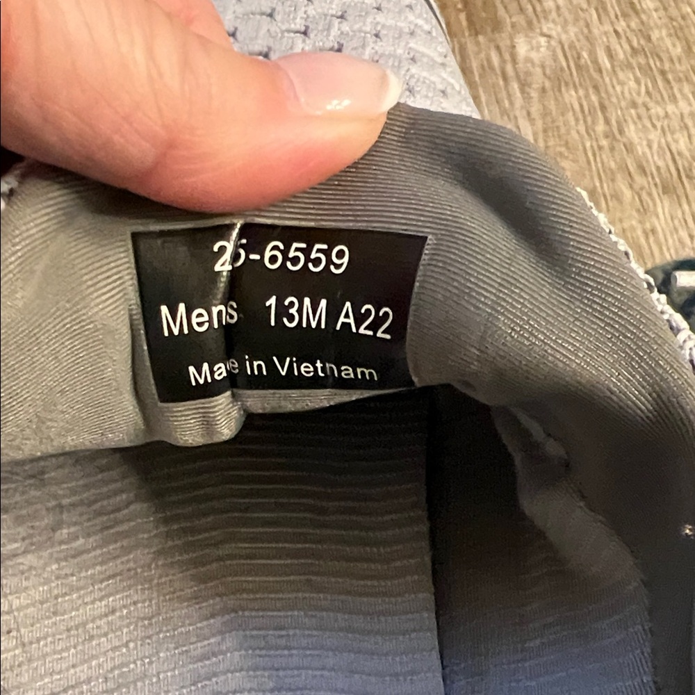 Johnston & Murphy Light Gray Sneakers - Picture 3 of 8